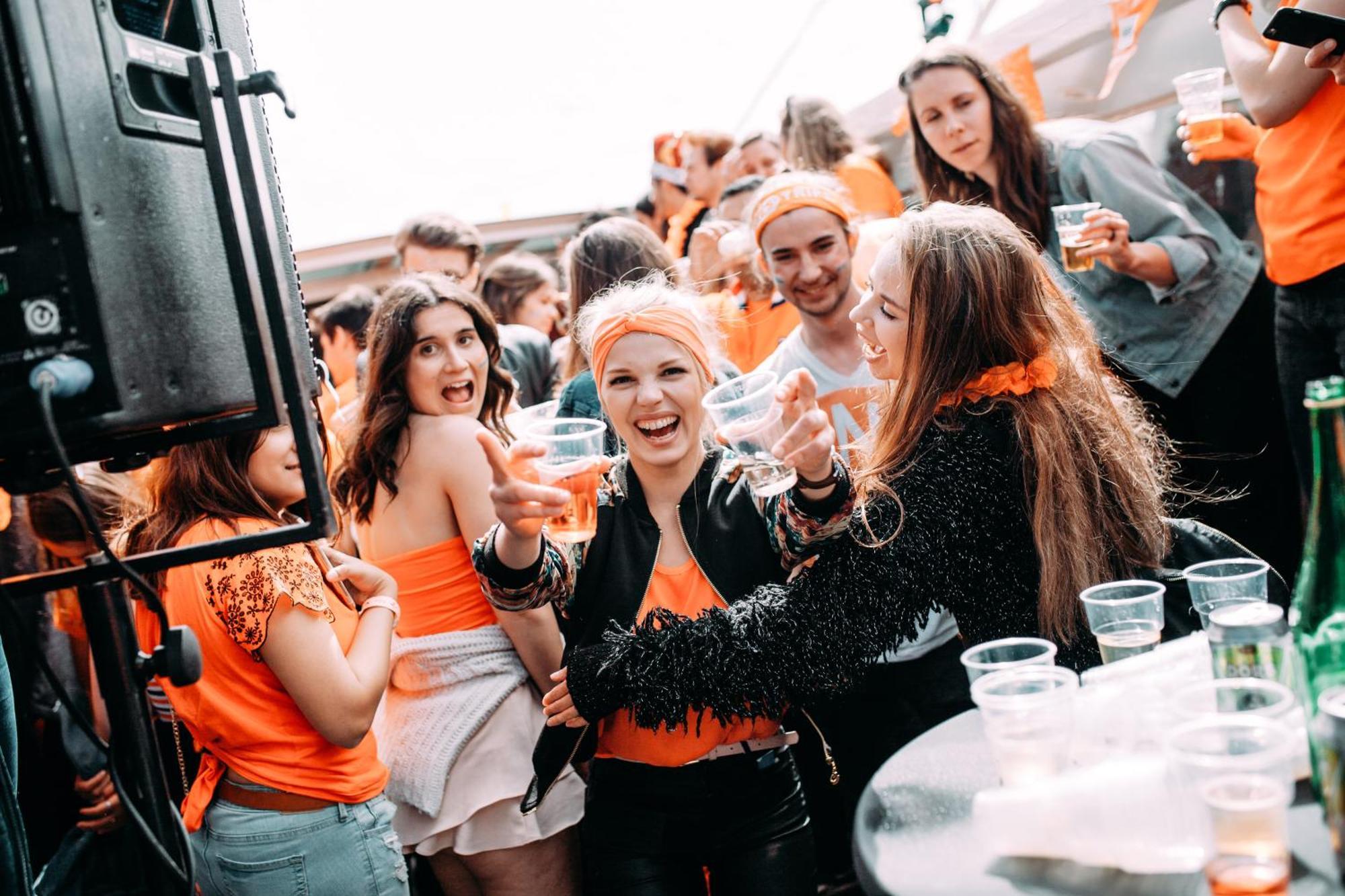 The Esn Kingsday Campsite Amsterdam Esterno foto